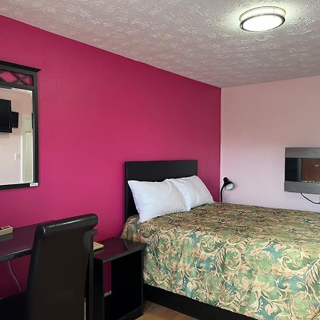 Old Mill Motel Blind River Екстериор снимка