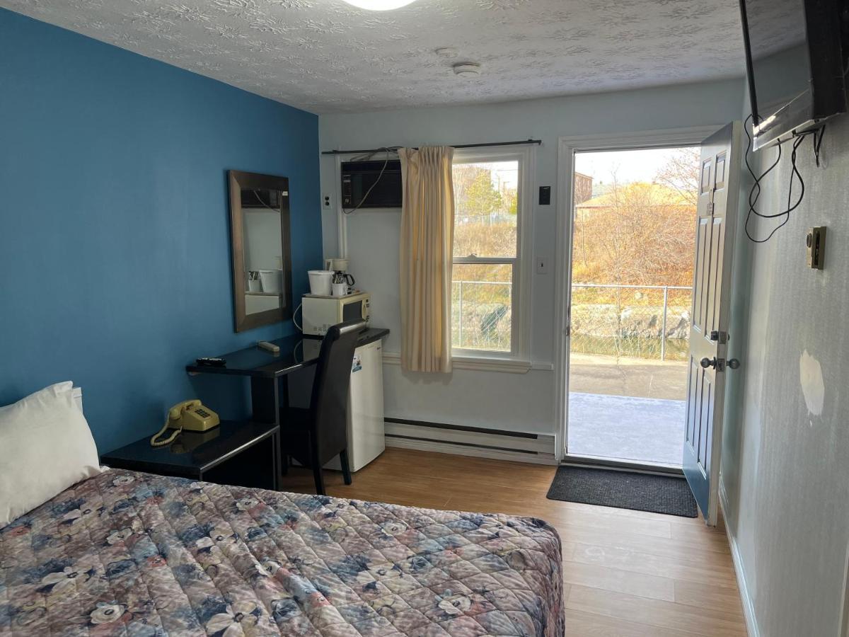 Old Mill Motel Blind River Екстериор снимка
