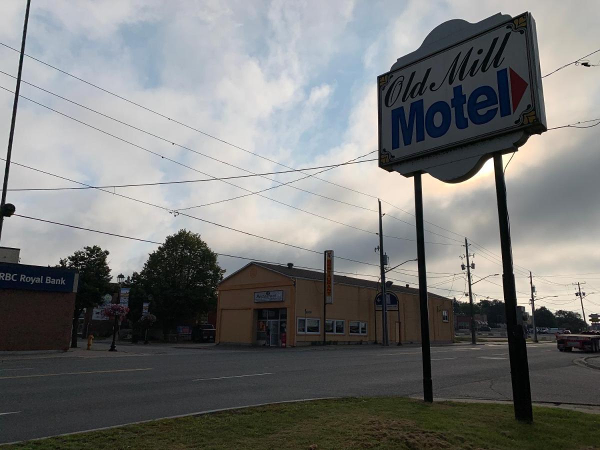 Old Mill Motel Blind River Екстериор снимка