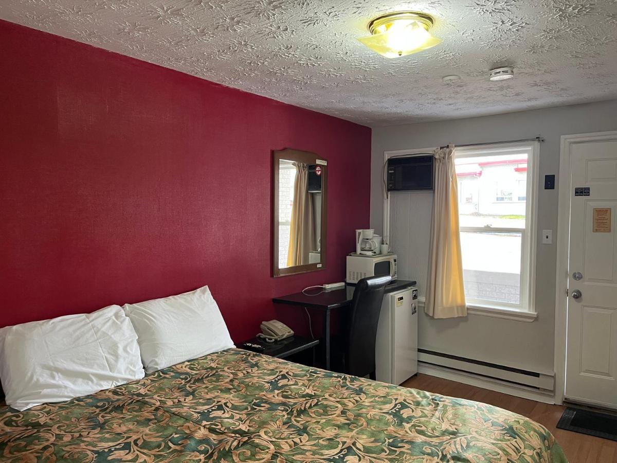Old Mill Motel Blind River Екстериор снимка