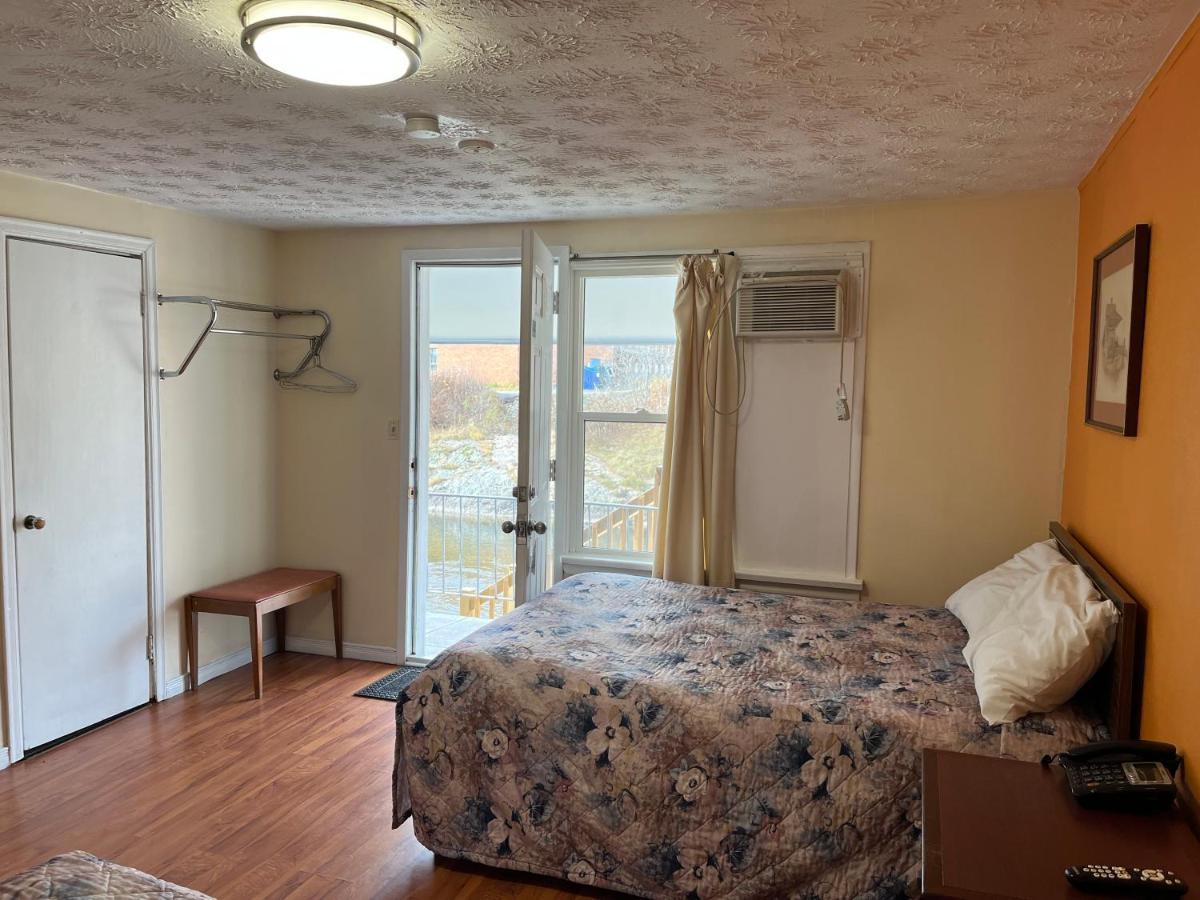 Old Mill Motel Blind River Екстериор снимка
